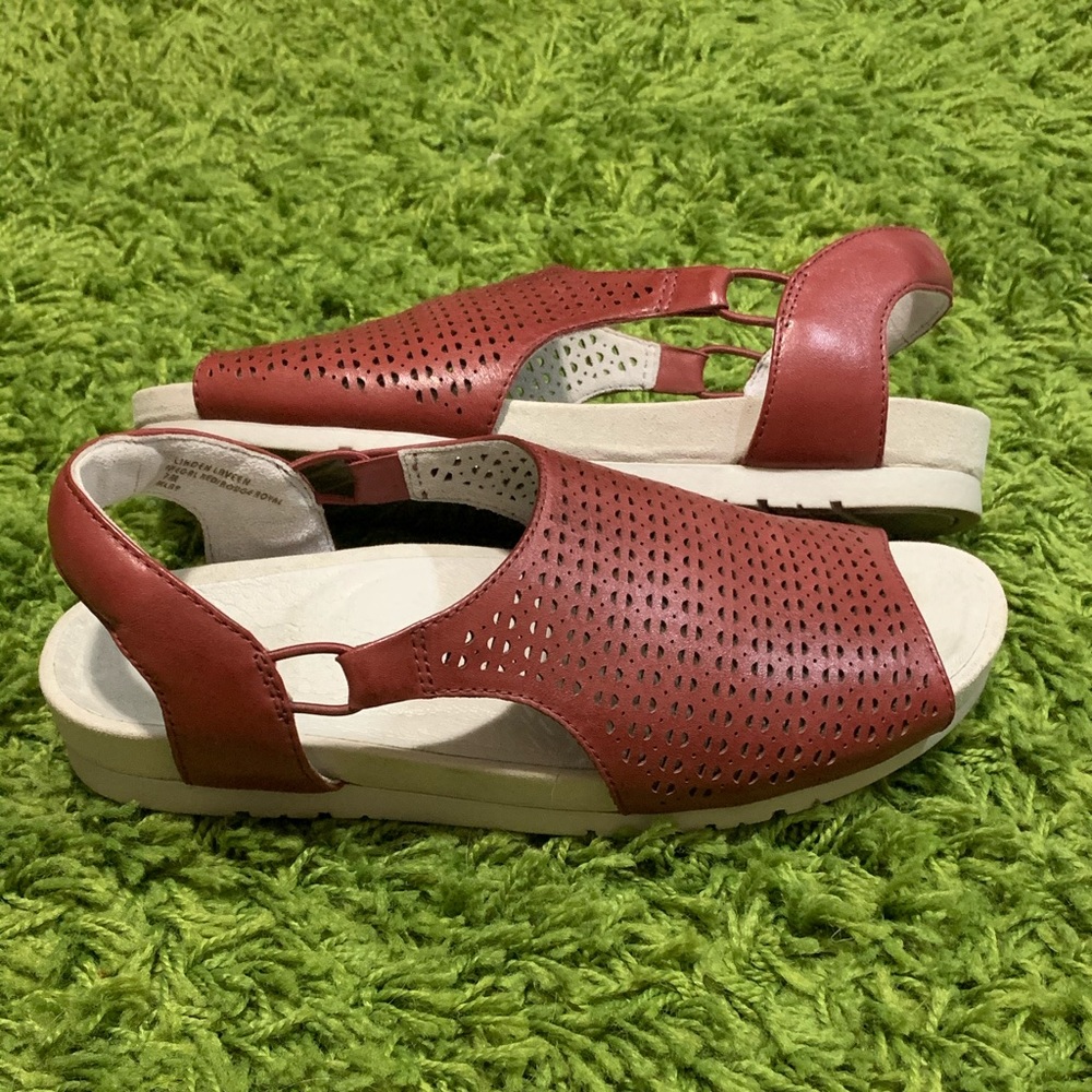 Red Neutral Leather Earth Shoes